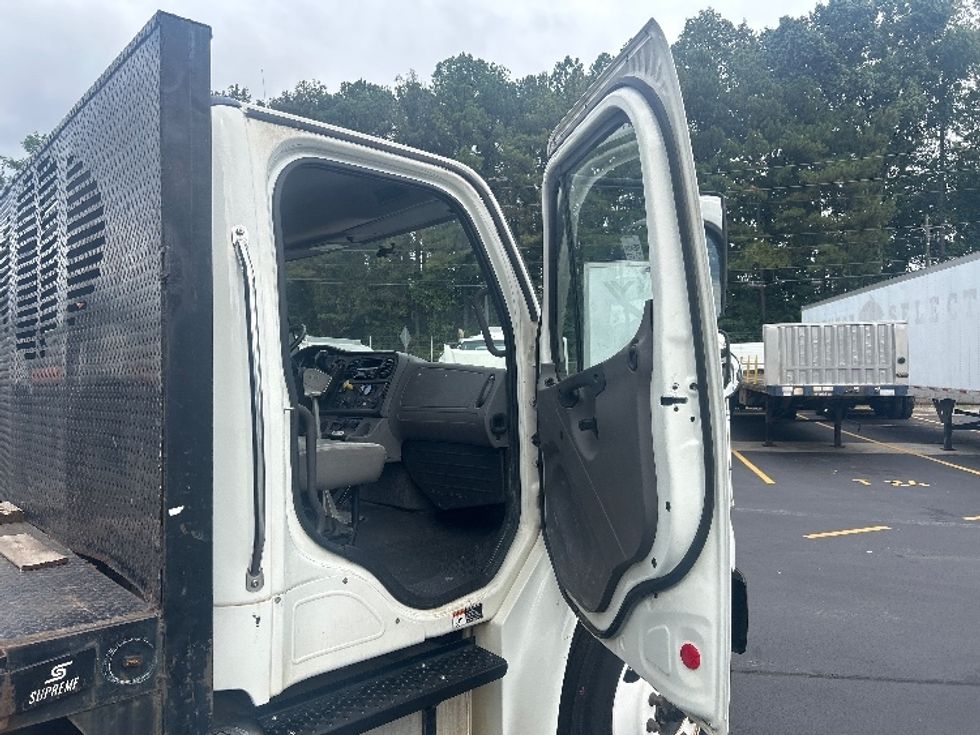 Flatbed Truck-Light and Medium Duty Trucks-Freightliner-2019-M2-Norcross-GA-223,840\n\t\tmiles-$ 42,500 - Image 20