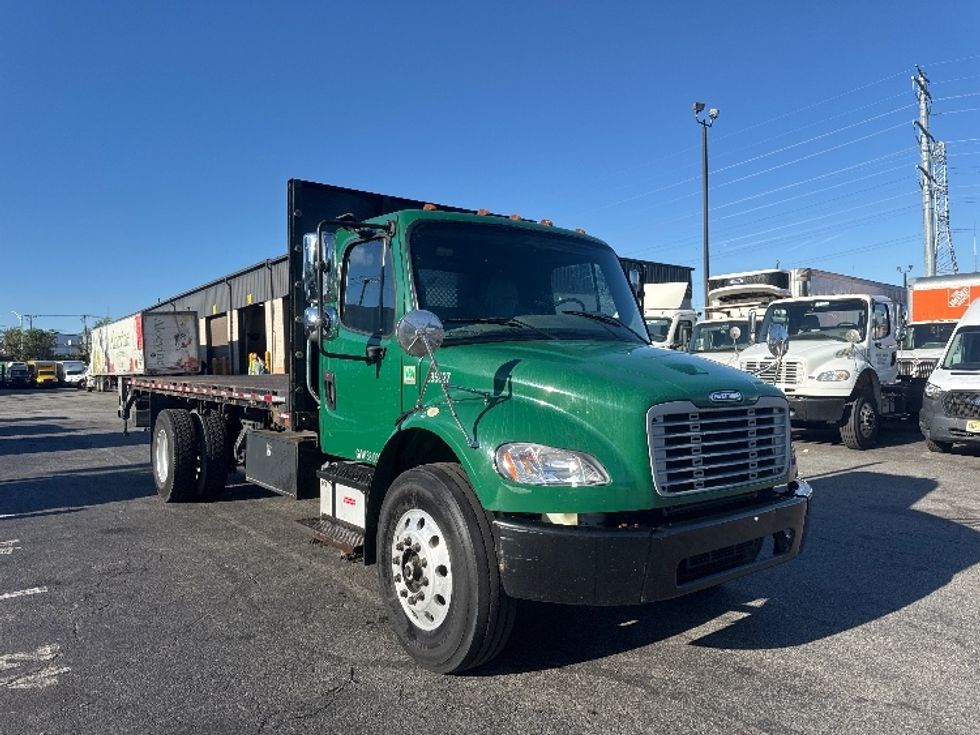 Flatbed Truck-Light and Medium Duty Trucks-Freightliner-2019-M2-North Bergen-NJ-113,549\n\t\tmiles-$ 45,500 - Image 1