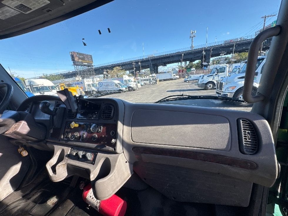 Flatbed Truck-Light and Medium Duty Trucks-Freightliner-2019-M2-North Bergen-NJ-113,549\n\t\tmiles-$ 45,500 - Image 18