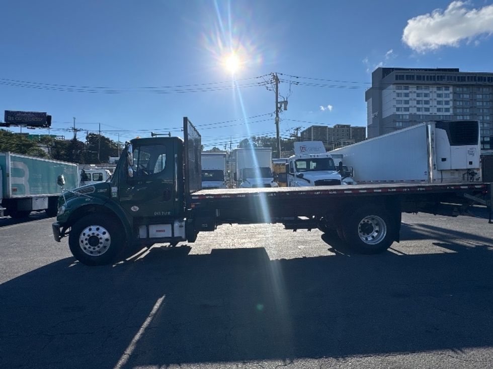Flatbed Truck-Light and Medium Duty Trucks-Freightliner-2019-M2-North Bergen-NJ-113,549\n\t\tmiles-$ 45,500 - Image 4
