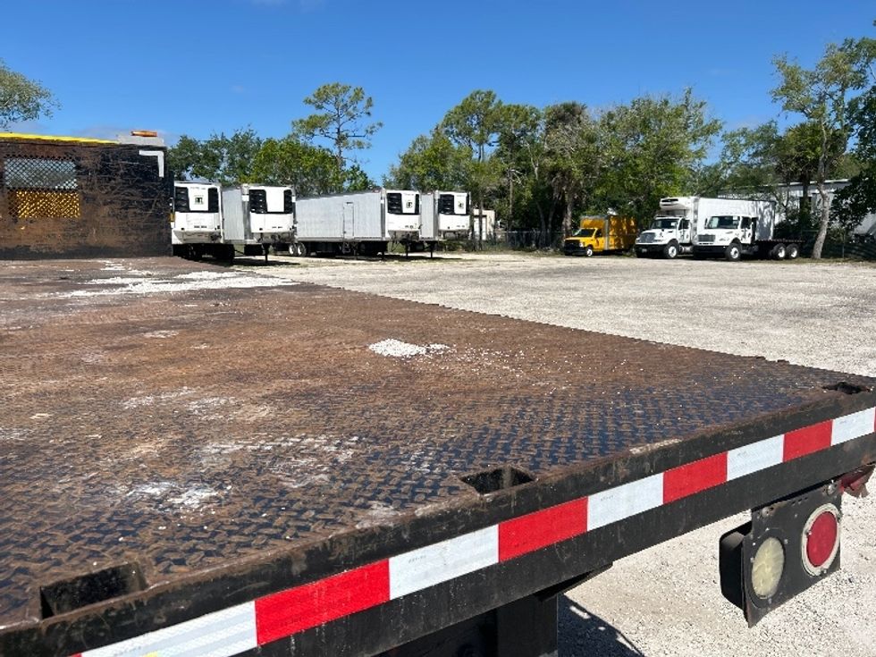 Flatbed Truck-Light and Medium Duty Trucks-Freightliner-2019-M2-Ocala-FL-242,600\n\t\tmiles-$ 26,500 - Image 12