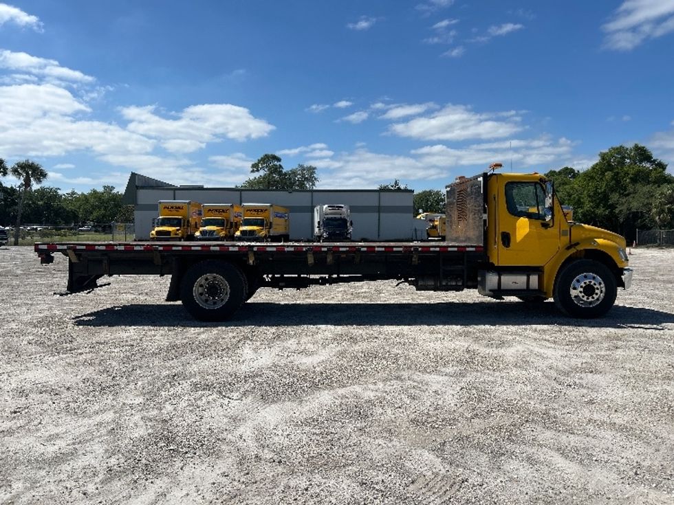 Flatbed Truck-Light and Medium Duty Trucks-Freightliner-2019-M2-Ocala-FL-242,600\n\t\tmiles-$ 26,500 - Image 14