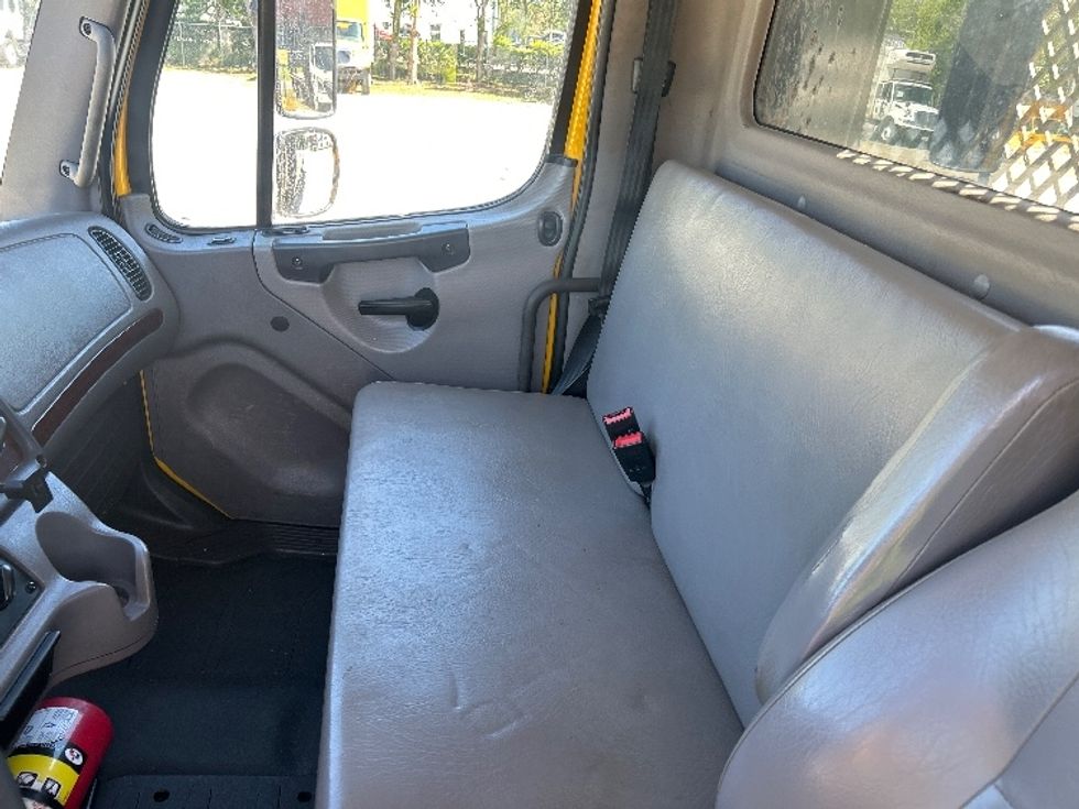 Flatbed Truck-Light and Medium Duty Trucks-Freightliner-2019-M2-Ocala-FL-242,600\n\t\tmiles-$ 26,500 - Image 23