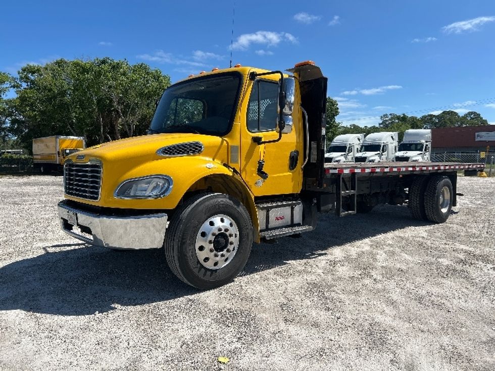 Flatbed Truck-Light and Medium Duty Trucks-Freightliner-2019-M2-Ocala-FL-242,600\n\t\tmiles-$ 26,500 - Image 3