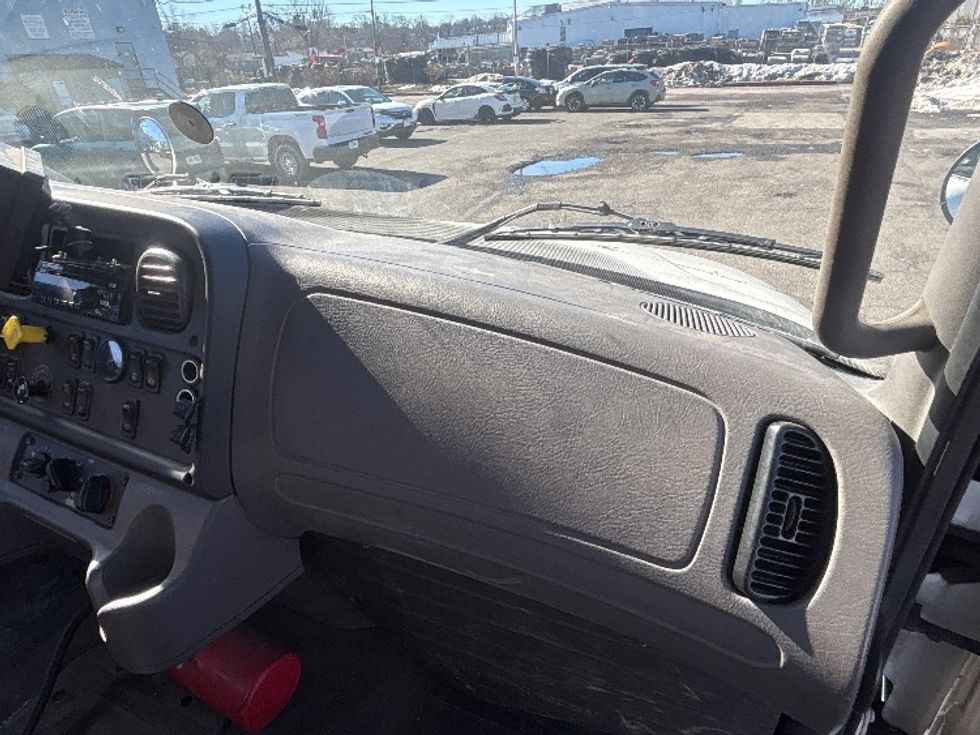 Flatbed Truck-Light and Medium Duty Trucks-Freightliner-2019-M2-Parsippany-NJ-171,207\n\t\tmiles-$ 68,000 - Image 21