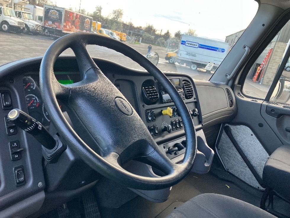 Flatbed Truck-Light and Medium Duty Trucks-Freightliner-2019-M2-Parsippany-NJ-326,788\n\t\tmiles-$ 46,250 - Image 13