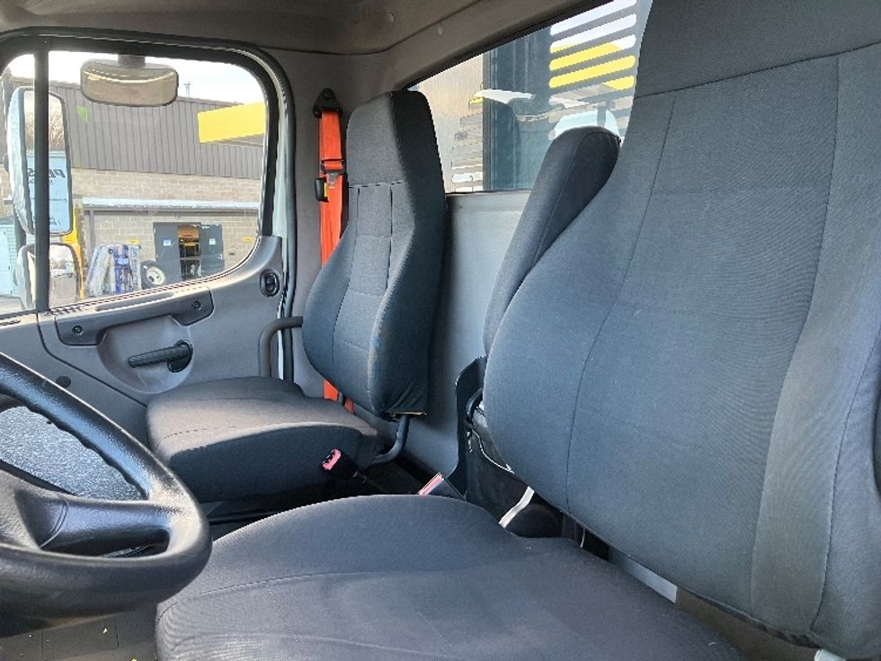 Flatbed Truck-Light and Medium Duty Trucks-Freightliner-2019-M2-Parsippany-NJ-326,788\n\t\tmiles-$ 46,250 - Image 15