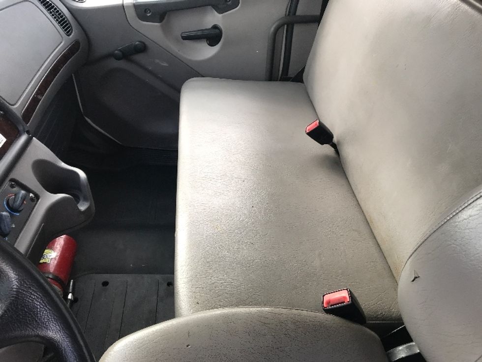 Flatbed Truck-Light and Medium Duty Trucks-Freightliner-2019-M2-Pensacola-FL-113,120\n\t\tmiles-$ 60,500 - Image 17