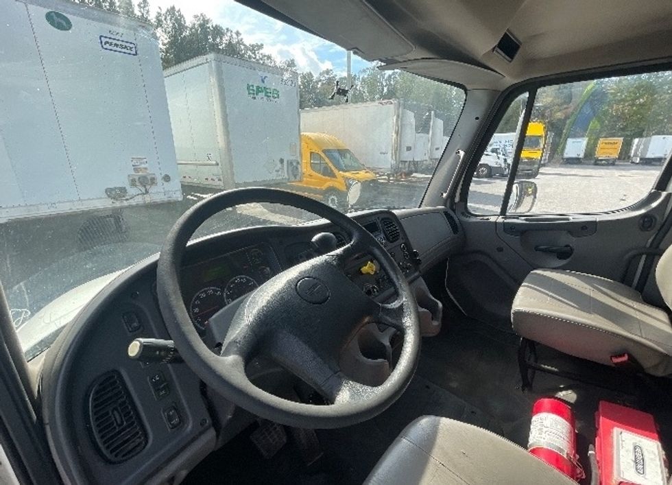 Flatbed Truck-Light and Medium Duty Trucks-Freightliner-2019-M2-Pensacola-FL-115,913\n\t\tmiles-$ 55,250 - Image 17