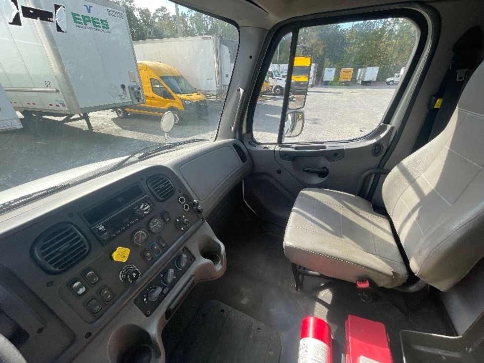 Flatbed Truck-Light and Medium Duty Trucks-Freightliner-2019-M2-Pensacola-FL-115,913\n\t\tmiles-$ 55,250 - Image 19