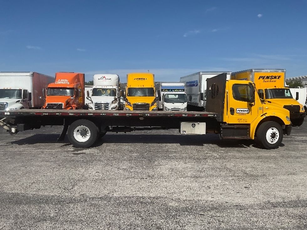 Flatbed Truck-Light and Medium Duty Trucks-Freightliner-2019-M2-Pensacola-FL-117,100\n\t\tmiles-$ 47,000 - Image 14