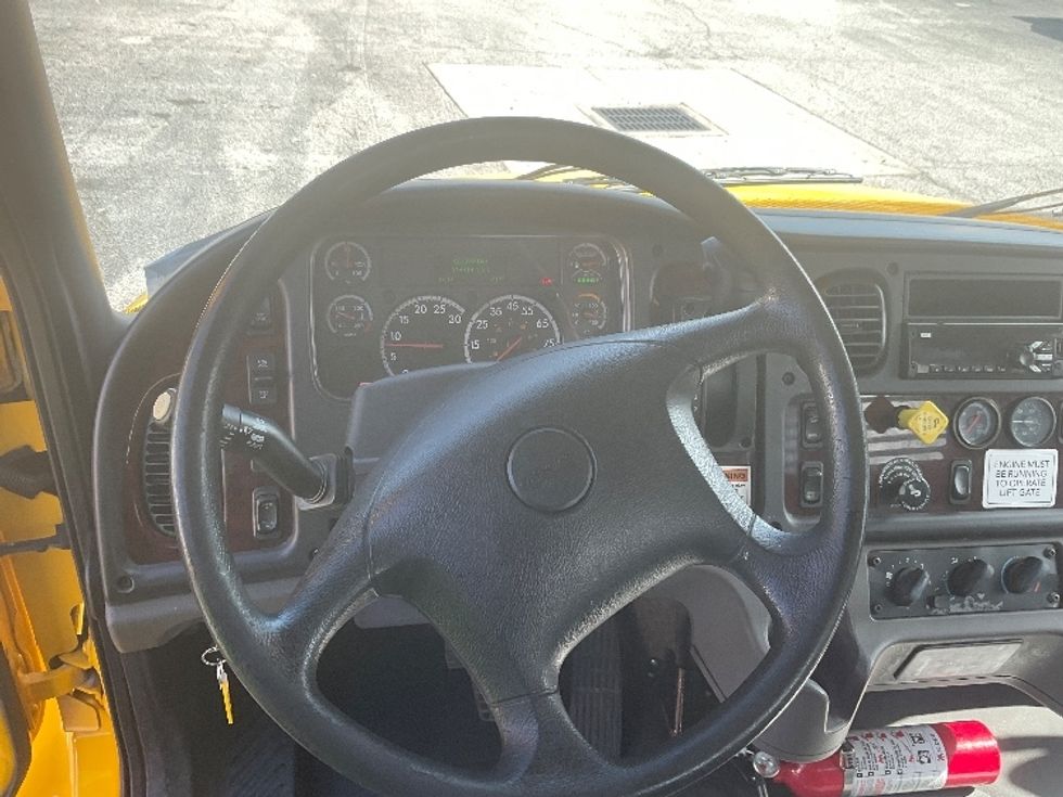 Flatbed Truck-Light and Medium Duty Trucks-Freightliner-2019-M2-Pensacola-FL-117,100\n\t\tmiles-$ 47,000 - Image 18