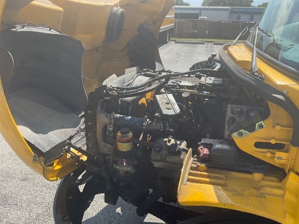 Flatbed Truck-Light and Medium Duty Trucks-Freightliner-2019-M2-Pensacola-FL-117,100\n\t\tmiles-$ 47,000 - Image 23