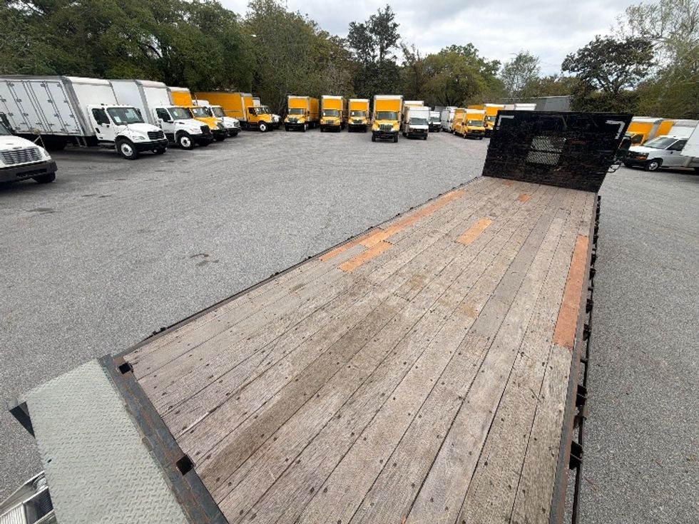 Flatbed Truck-Light and Medium Duty Trucks-Freightliner-2019-M2-Pensacola-FL-120,705\n\t\tmiles-$ 49,000 - Image 10