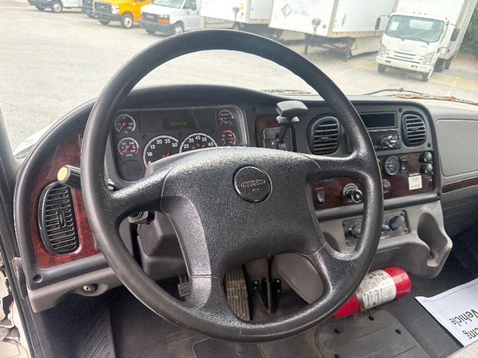 Flatbed Truck-Light and Medium Duty Trucks-Freightliner-2019-M2-Pensacola-FL-120,705\n\t\tmiles-$ 49,000 - Image 16