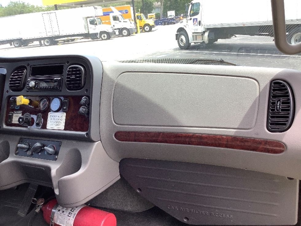 Flatbed Truck-Light and Medium Duty Trucks-Freightliner-2019-M2-Pensacola-FL-131,740\n\t\tmiles-$ 49,750 - Image 18