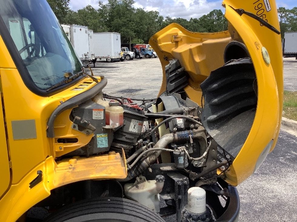 Flatbed Truck-Light and Medium Duty Trucks-Freightliner-2019-M2-Pensacola-FL-131,740\n\t\tmiles-$ 49,750 - Image 21