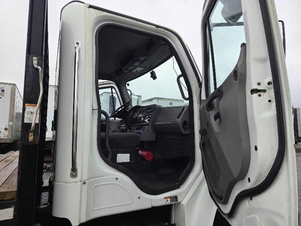 Flatbed Truck-Light and Medium Duty Trucks-Freightliner-2019-M2-Pensacola-FL-191,276\n\t\tmiles-$ 65,750 - Image 20