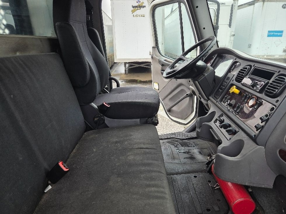 Flatbed Truck-Light and Medium Duty Trucks-Freightliner-2019-M2-Pensacola-FL-191,276\n\t\tmiles-$ 65,750 - Image 22