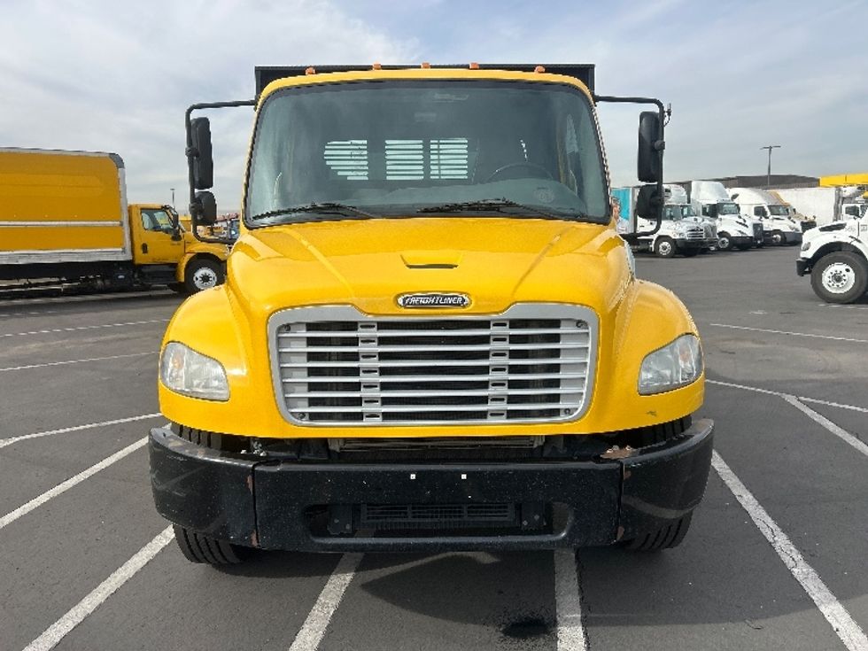 Flatbed Truck-Light and Medium Duty Trucks-Freightliner-2019-M2-Phoenix-AZ-161,445\n\t\tmiles-$ 45,250 - Image 2