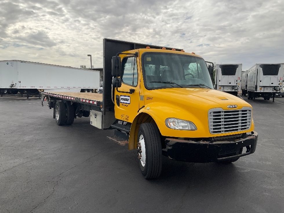 Flatbed Truck-Light and Medium Duty Trucks-Freightliner-2019-M2-Phoenix-AZ-167,359\n\t\tmiles-$ 45,750 - Image 1