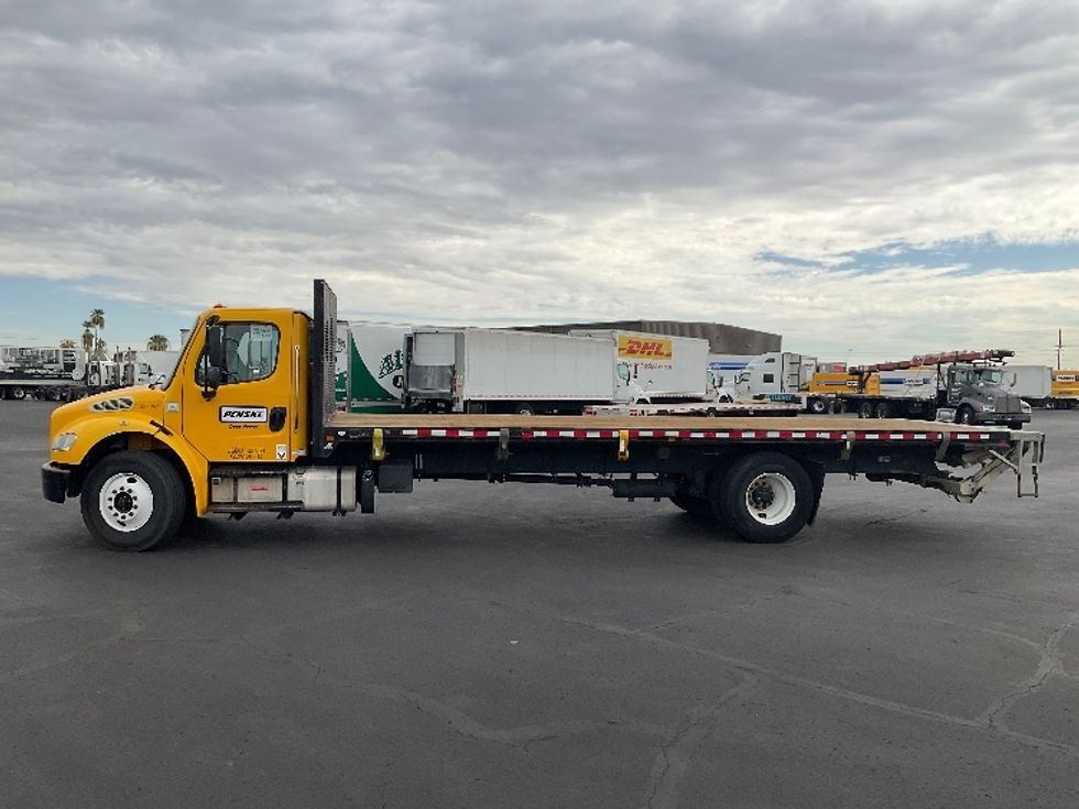 Flatbed Truck-Light and Medium Duty Trucks-Freightliner-2019-M2-Phoenix-AZ-167,359\n\t\tmiles-$ 45,750 - Image 4