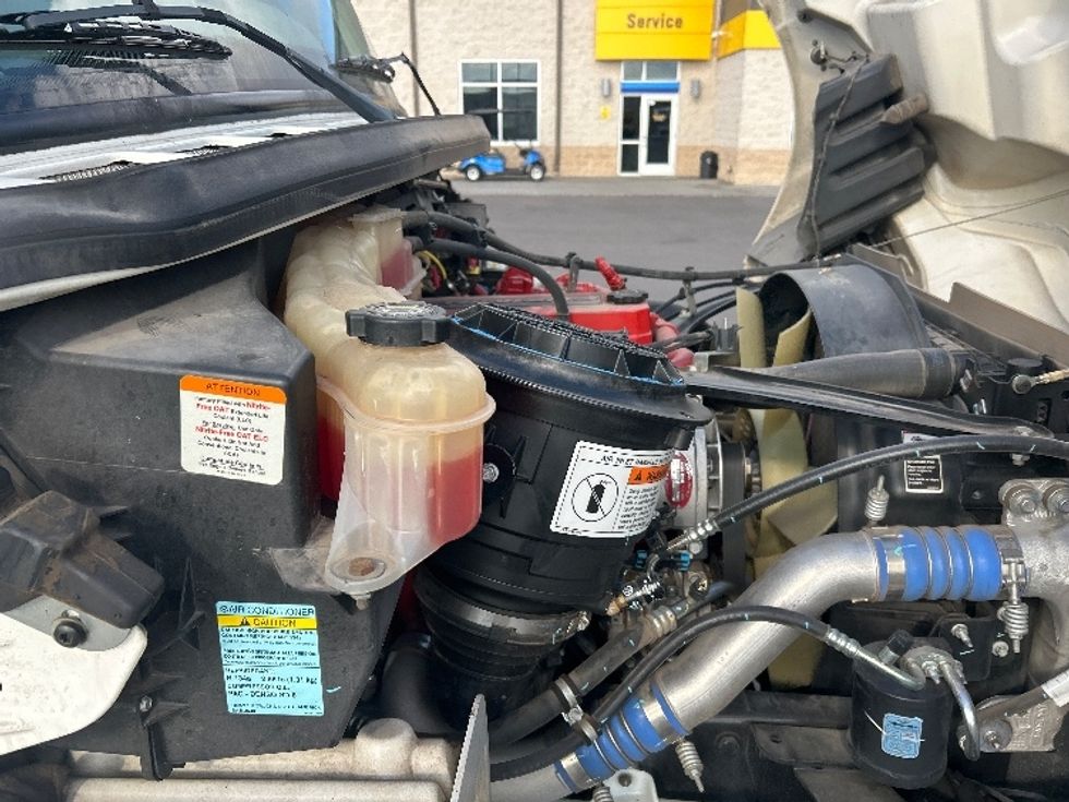 Flatbed Truck-Light and Medium Duty Trucks-Freightliner-2019-M2-Phoenix-AZ-96,941\n\t\tmiles-$ 53,750 - Image 23