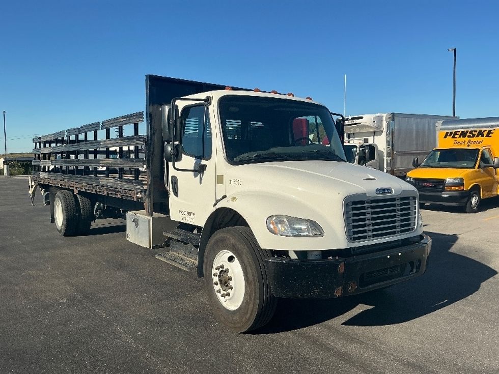 Flatbed Truck-Light and Medium Duty Trucks-Freightliner-2019-M2-Piqua-OH-119,230\n\t\tmiles-$ 56,500 - Image 1