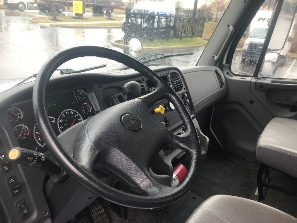 Flatbed Truck-Light and Medium Duty Trucks-Freightliner-2019-M2-Pittsburgh-PA-64,895\n\t\tmiles-$ 54,750 - Image 13