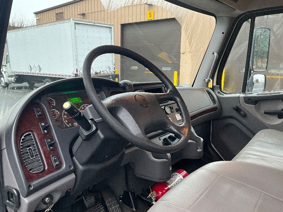 Flatbed Truck-Light and Medium Duty Trucks-Freightliner-2019-M2-Portland-OR-115,021\n\t\tmiles-$ 55,250 - Image 17