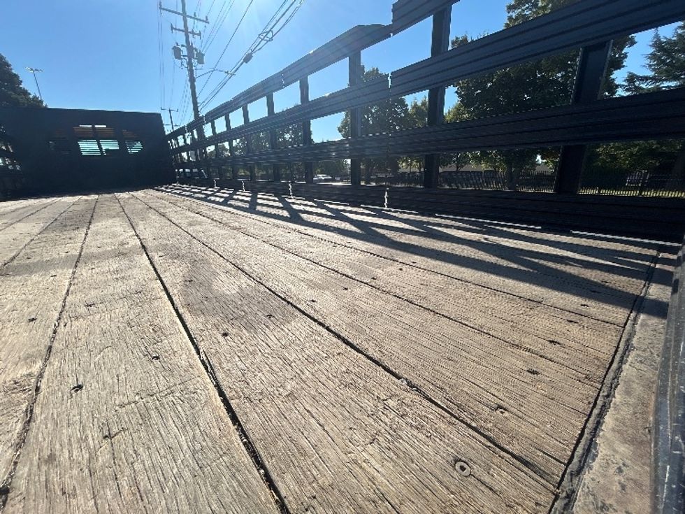 Flatbed Truck-Light and Medium Duty Trucks-Freightliner-2019-M2-Portland-OR-81,389\n\t\tmiles-$ 55,000 - Image 12