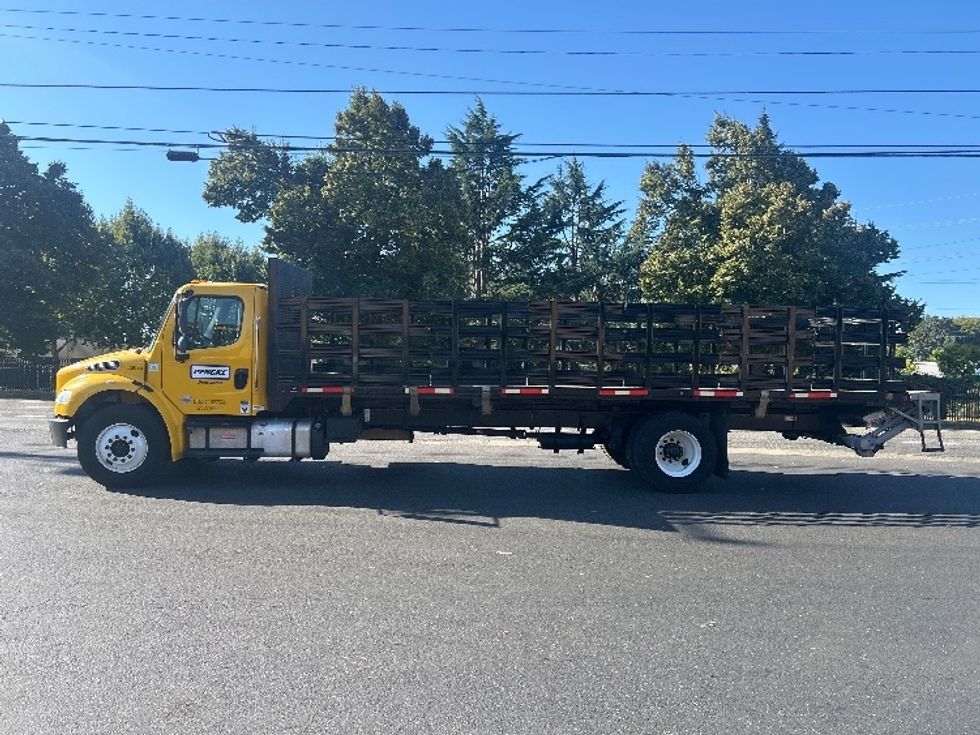 Flatbed Truck-Light and Medium Duty Trucks-Freightliner-2019-M2-Portland-OR-81,389\n\t\tmiles-$ 55,000 - Image 4