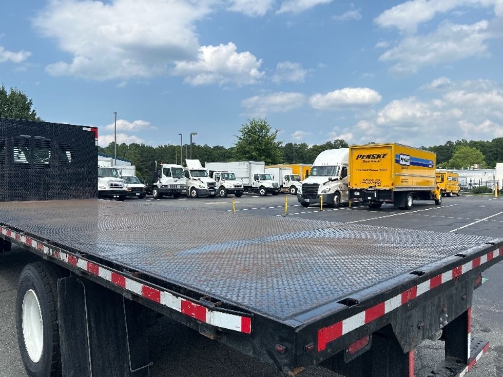 Flatbed Truck-Light and Medium Duty Trucks-Freightliner-2019-M2-Prince George-VA-139,587\n\t\tmiles-$ 55,250 - Image 12
