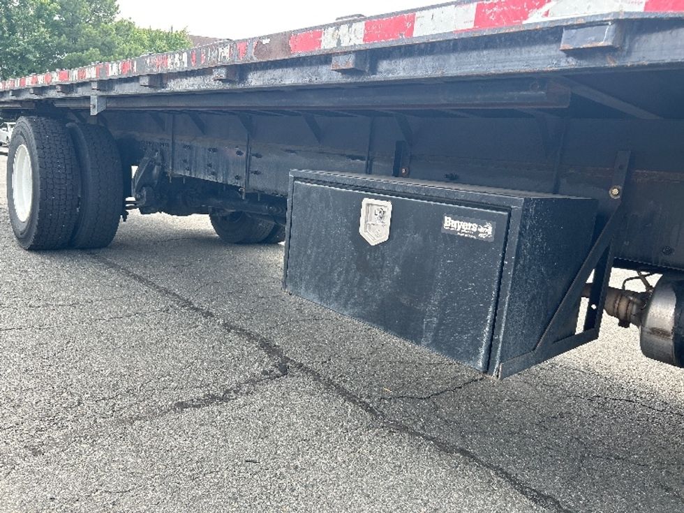 Flatbed Truck-Light and Medium Duty Trucks-Freightliner-2019-M2-Prince George-VA-139,587\n\t\tmiles-$ 55,250 - Image 14