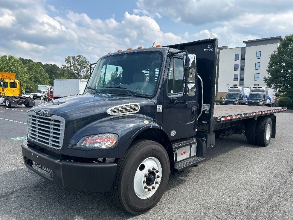 Flatbed Truck-Light and Medium Duty Trucks-Freightliner-2019-M2-Prince George-VA-139,587\n\t\tmiles-$ 55,250 - Image 3