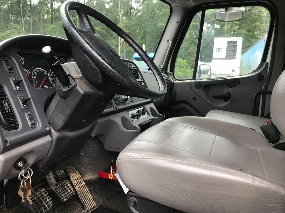 Flatbed Truck-Light and Medium Duty Trucks-Freightliner-2019-M2-Prince George-VA-83,158\n\t\tmiles-$ 73,500 - Image 17