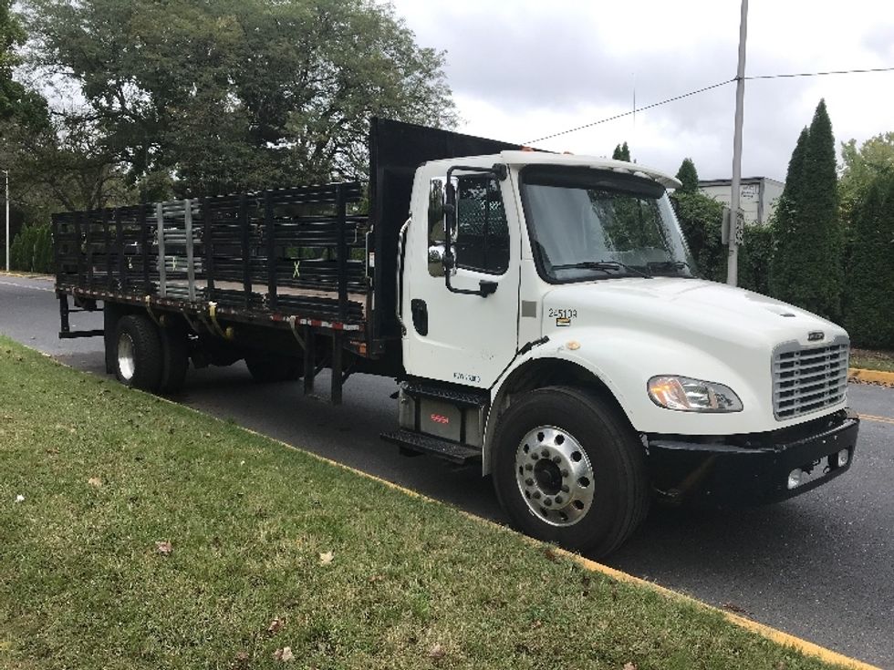 2019 Freightliner M2 Flatbed Truck