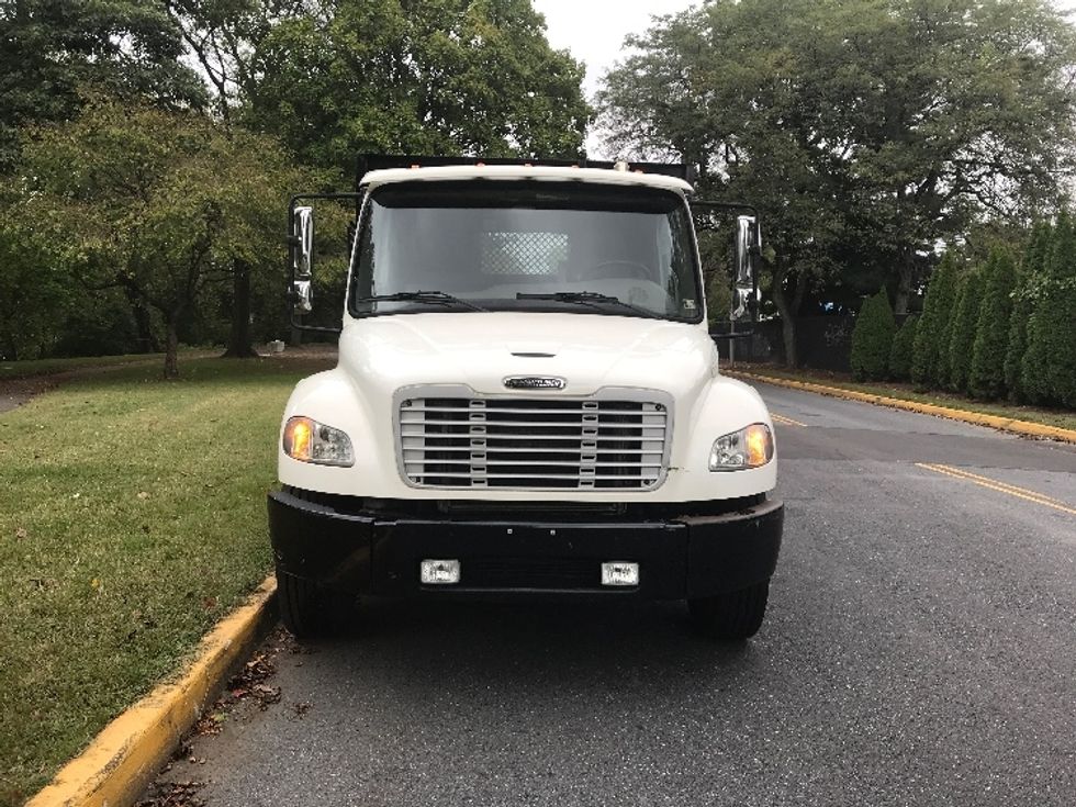 2019 Freightliner M2 Flatbed Truck