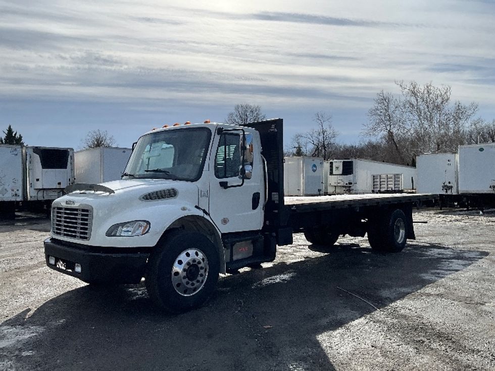 Flatbed Truck-Light and Medium Duty Trucks-Freightliner-2019-M2-Reading-PA-282,521\n\t\tmiles-$ 24,500 - Image 3