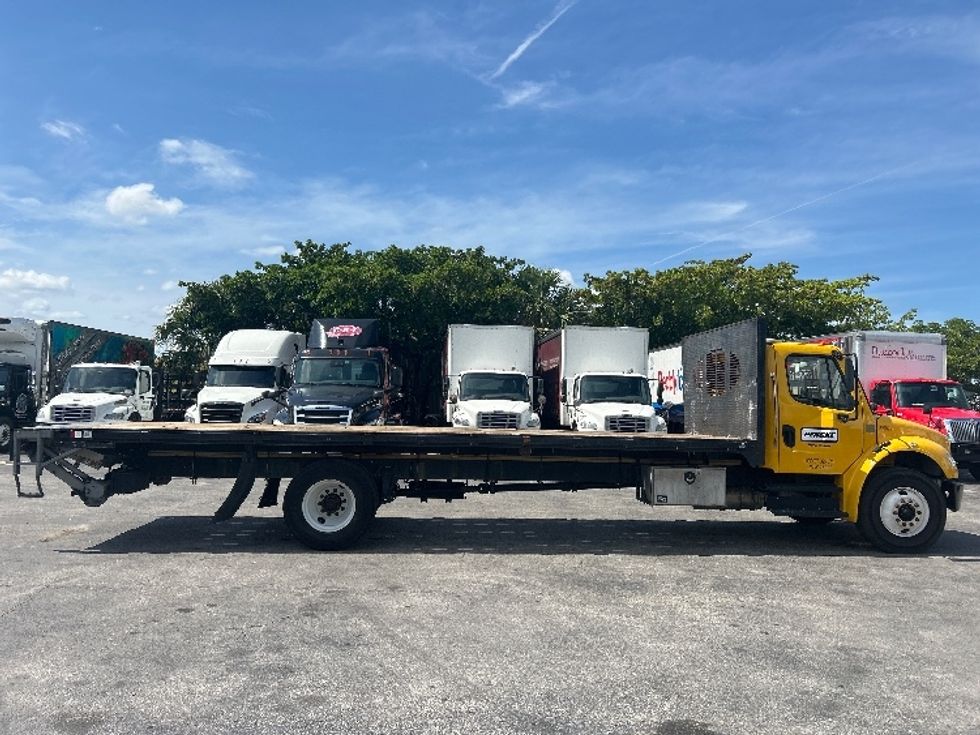 Flatbed Truck-Light and Medium Duty Trucks-Freightliner-2019-M2-Riviera Beach-FL-135,370\n\t\tmiles-$ 53,500 - Image 13
