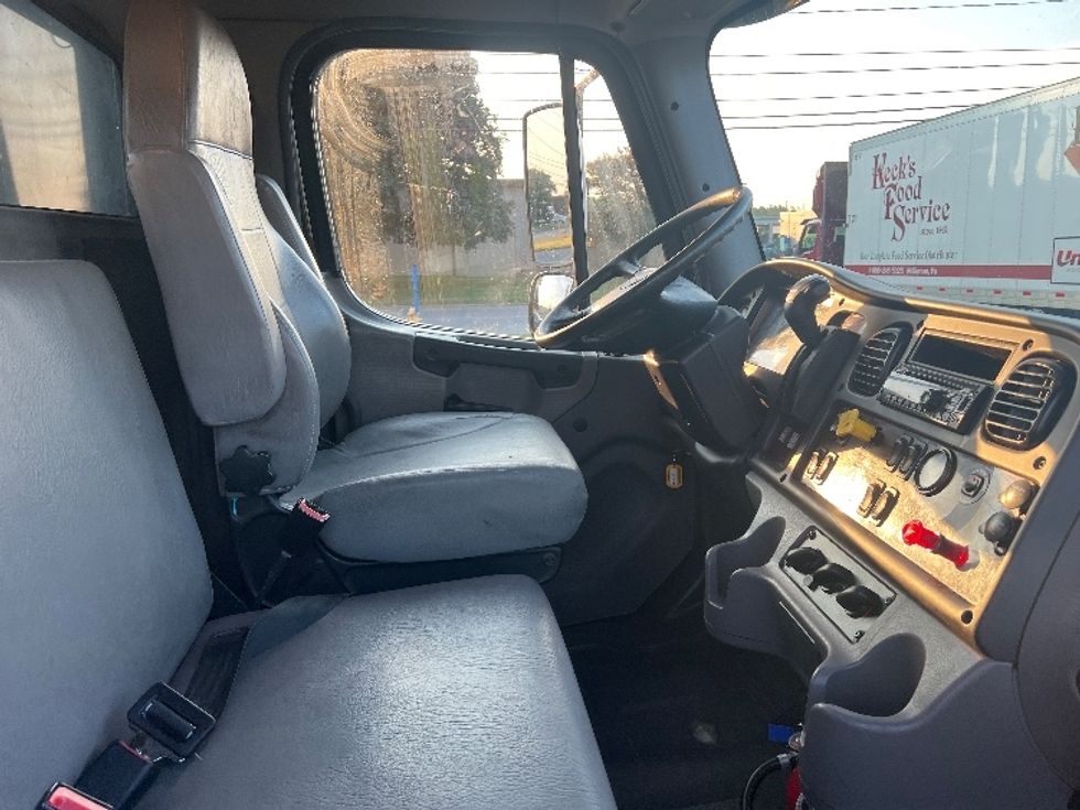 Flatbed Truck-Light and Medium Duty Trucks-Freightliner-2019-M2-Rochester-NY-206,517\n\t\tmiles-$ 40,250 - Image 22