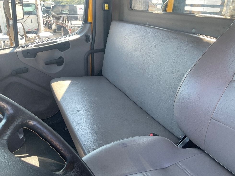 2019 Freightliner M2 106 Medium Duty photo 13
