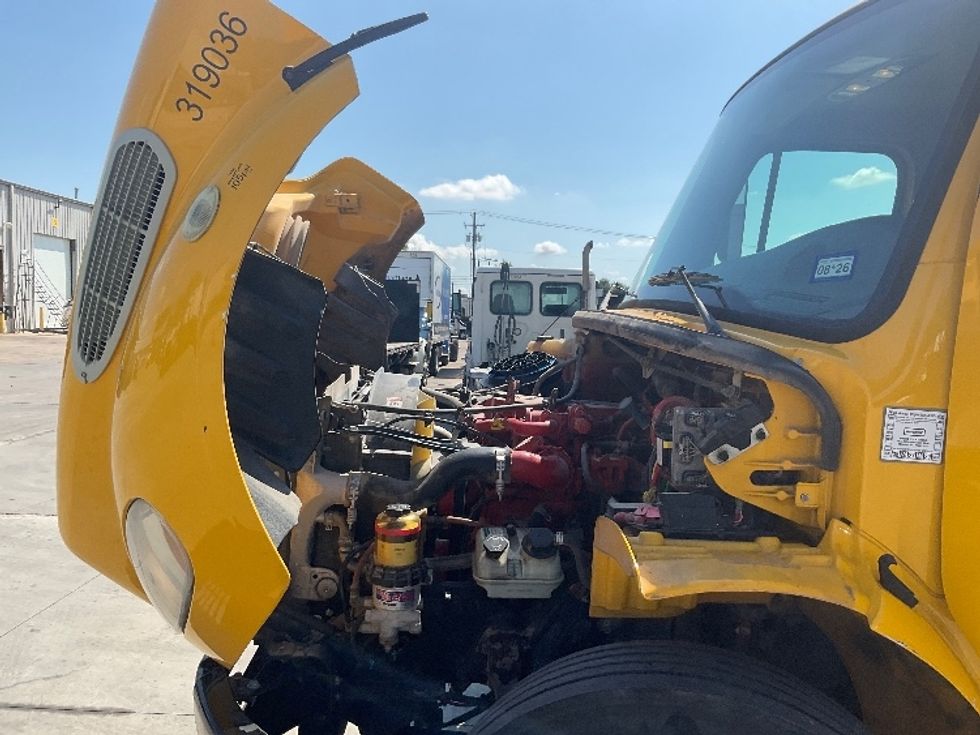 2019 Freightliner M2 106 Medium Duty photo 17