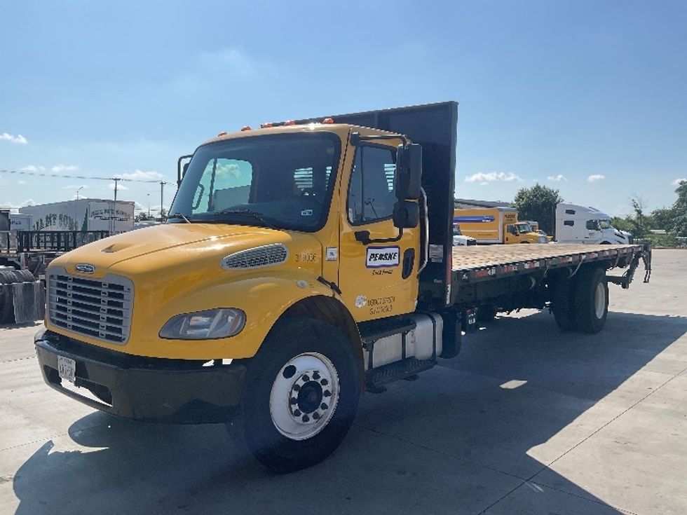 2019 Freightliner M2 106 Medium Duty photo 3