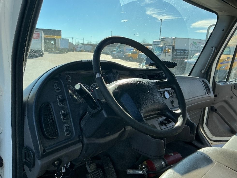 Flatbed Truck-Light and Medium Duty Trucks-Freightliner-2019-M2-Sacramento-CA-242,940\n\t\tmiles-$ 53,250 - Image 13