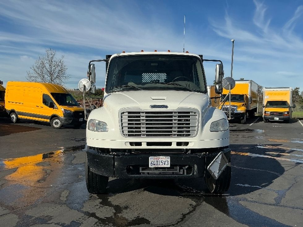 Flatbed Truck-Light and Medium Duty Trucks-Freightliner-2019-M2-Sacramento-CA-242,940\n\t\tmiles-$ 53,250 - Image 2