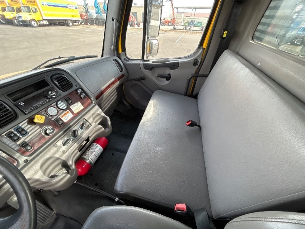 Flatbed Truck-Light and Medium Duty Trucks-Freightliner-2019-M2-Saint George-UT-103,742\n\t\tmiles-$ 55,000 - Image 19