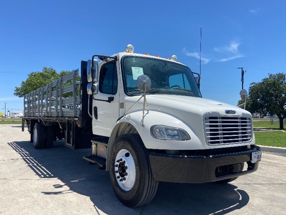 Flatbed Truck-Light and Medium Duty Trucks-Freightliner-2019-M2-San Antonio-TX-113,578\n\t\tmiles-$ 56,500 - Image 1