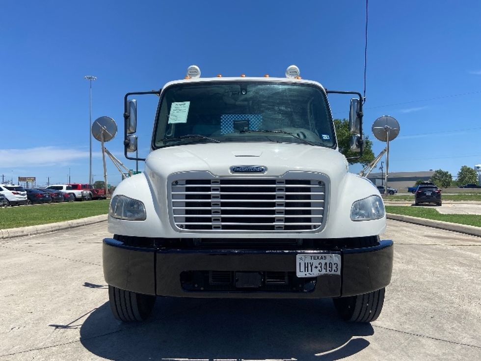 Flatbed Truck-Light and Medium Duty Trucks-Freightliner-2019-M2-San Antonio-TX-113,578\n\t\tmiles-$ 56,500 - Image 2