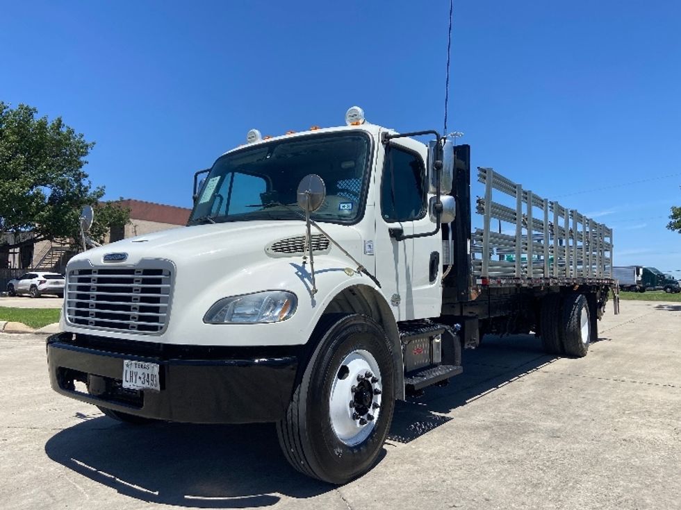 Flatbed Truck-Light and Medium Duty Trucks-Freightliner-2019-M2-San Antonio-TX-113,578\n\t\tmiles-$ 56,500 - Image 3